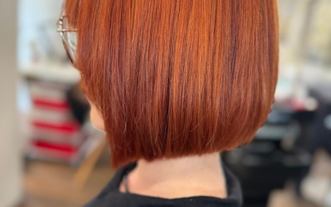 Trendfrisur 2024: Der Bob mit roten Haaren – Der heisseste Haarschnitt der Sommersaison